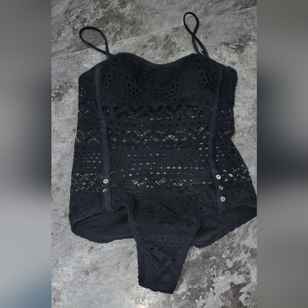 Lookbook store black swimsuit size 6